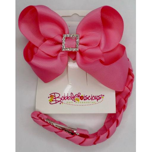 Fuchsia Pink Bunwrap with 4inch Boutique Bow and Pleated Tail